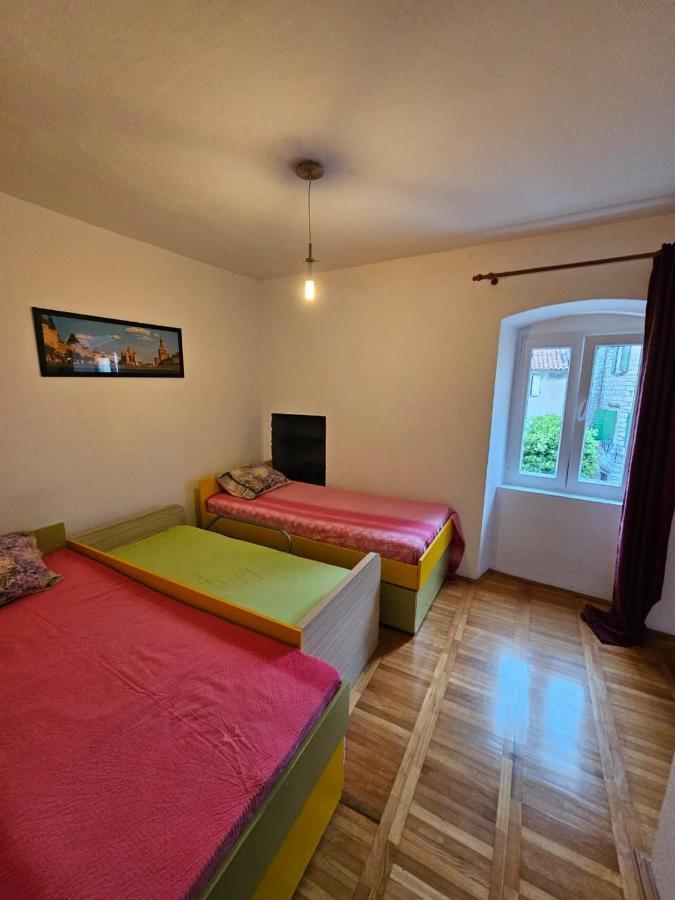 Apartment Ana Paola Kotor Bagian luar foto